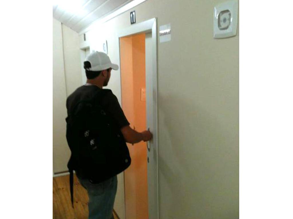 Curitiba Hostel エクステリア 写真