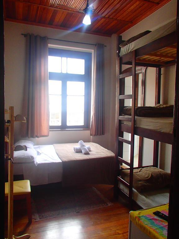 Curitiba Hostel エクステリア 写真